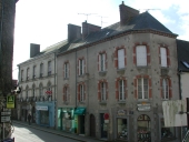 Immeuble, 2 rue d'Anjou (Argentré-du-Plessis)