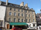 Édifice hospitalier, puis immeuble, 4 place Général de Gaulle (Vannes)