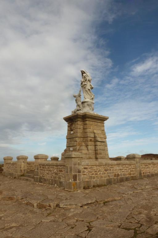 Monument Notre-Dame-des-Naufragés (Plogoff)