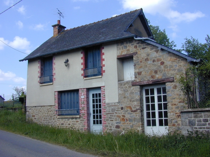 2ème maison, la Rue (Feins)