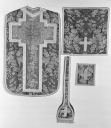 Ensemble : chasuble, étole, bourse de corporal, voile de calice et ornement