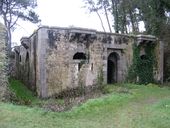 Batterie basse et corps de garde de la pointe du Kador, Morgat (Crozon)