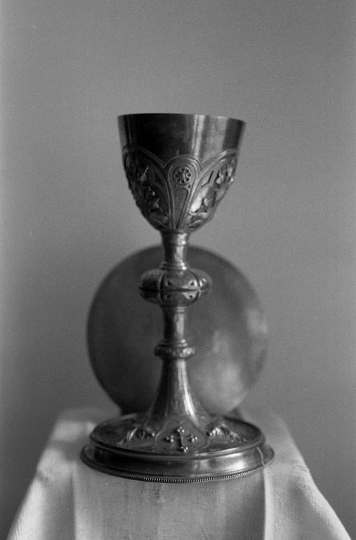 Calice & patène 3, église Saint-Pierre (Saint-Martin-sur-Oust)
