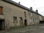 Alignement de maisons, la Colinais (Gahard)