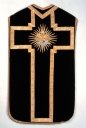 Ornement noir 2 : chasuble, bourse de corporal, étole, manipule, voile de calice