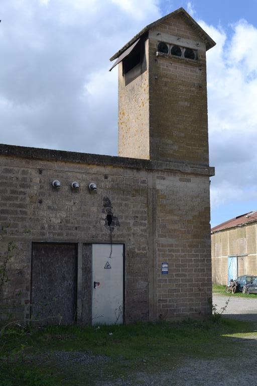 Distillerie de L'Hermitage Savidan et Cie, puis Distilleries Réunies de Bretagne et de Normandie, 6 rue Cintré (L'Hermitage)