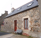 Maison, 8 place de l'Eglise (Kerbors)