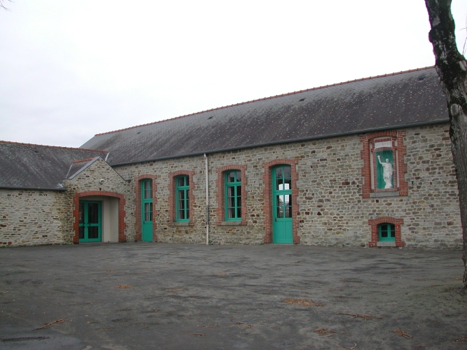 École, actuellement salle saint-Hypolithe (Etrelles)