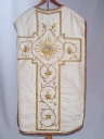 Ornement blanc 3 : chasuble