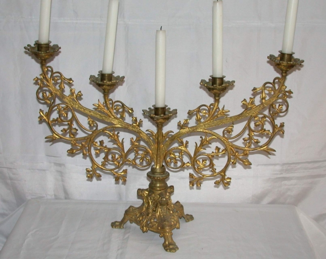 Paire 1 de chandeliers d'église