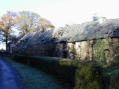 Alignement de logis, le Châtaignier (Saint-Just)