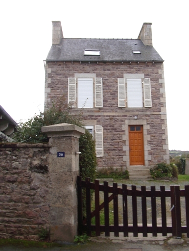 Maison, chemin de la Croix aux Outils, Kergique (Paimpol)