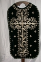 Ornement noir 4 : chasuble, étole, manipule, bourse de corporal et voile de calice