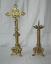 Garniture d'autel 2 : croix d'autel et 6 chandeliers