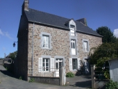 Maison, rue du Puits Lingeard (Saint-Suliac)