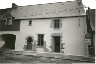 Maison, 8 place de l'Eglise (Bourgbarré)