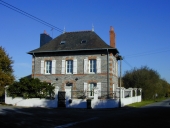 Maison 1, Courbouton (Lieuron)