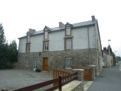 Maison à boutique, la Plouzière (Guipel)