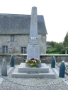 Monument aux morts, bourg (Availles-sur-Seiche)