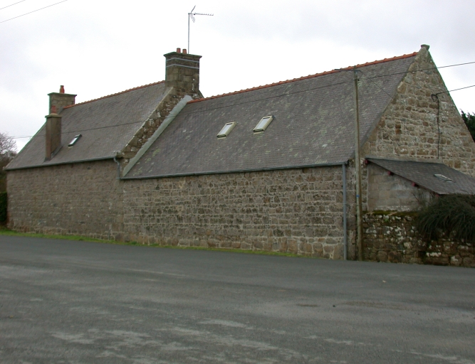 Maison, 10 rue du Moulin, Pen-an-Crec'h (Trévou-Tréguignec)