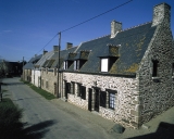 Alignement de maisons, le Buot (Saint-Méloir-des-Ondes)