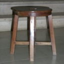 Ensemble de 9 tabourets d'église