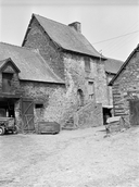 Les maisons et fermes sur la commune de Pocé-les-Bois