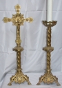 Garniture d'autel 1 : croix et 6 chandeliers