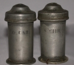 Ensemble 2 d'une ampoule aux saintes huiles et d'une ampoule à saint Chrême