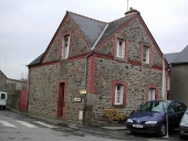 Maison, 7 place du Moutier (Combourg)