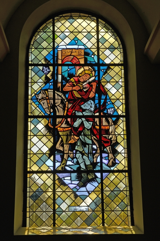 Ensemble des 9 verrières à personnages des baies 1 à 8 et 10, église Saint-Martin (Saint-Martin-sur-Oust)