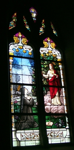 Verrière à personnages de la baie 11 : Apparition du Sacré Coeur à Marguerite-Marie