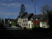 Maisons, la Porte, rue des Forges (Bruc-sur-Aff)
