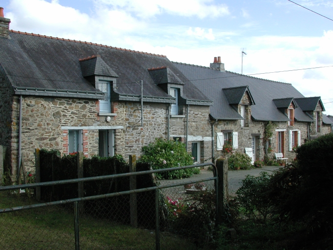 Maisons, le Bourg Neuf (Lohéac)
