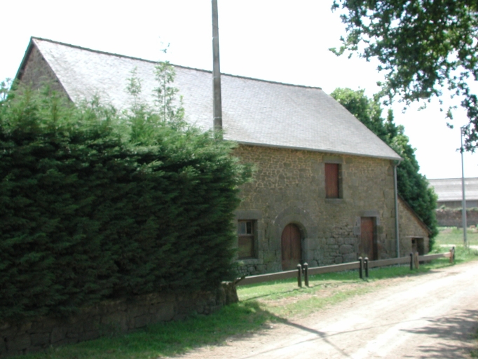 Ferme, actuellement resserre, la Bullière (Combourg)