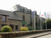 Ancien presbytère, actuellement mairie, rue de l'Abbé Corbe (Saint-Just)