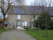 1ère ferme, les Champs (Sens-de-Bretagne)