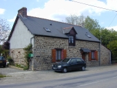 Maison, 24 rue de Montreuil (Feins)