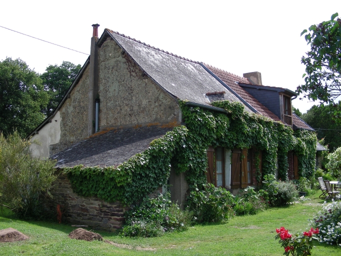 Alignement de maisons, le Cornillet (Bruz)