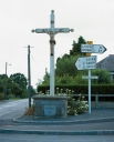 Croix de chemin, rue de Croix de l'Ecu, rue de Fougères (Ercé-près-Liffré)