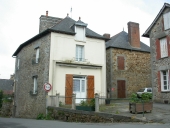 Maison, 1 rue de la Mairie (Saint-Médard-sur-Ille)