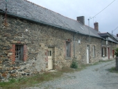 Alignement de maisons, les Hêtres (Visseiche)