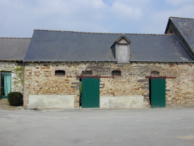 Étable à vaches, la Roussière (Domalain)