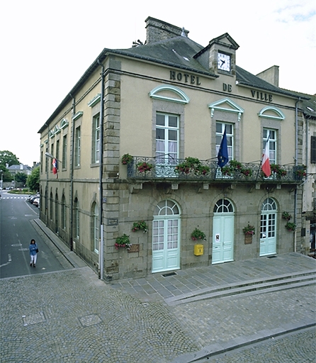 Mairie, 1 rue Grande-Rue des Stuarts (Dol-de-Bretagne)