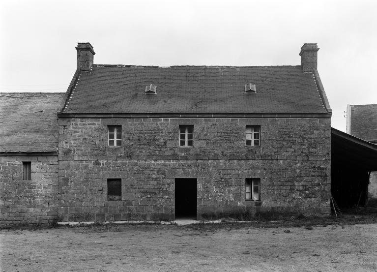 Ferme, Kerhalou (Plonévez-Porzay)