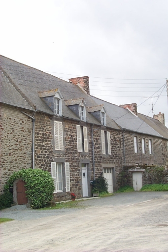 Maisons, impasse de l'Eglise (La Fresnais)