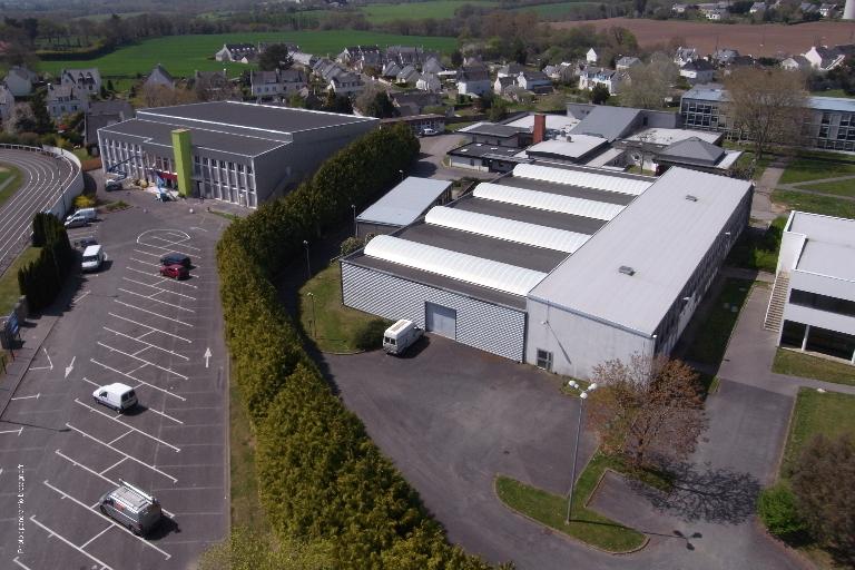 Salle omnisports de Kerneuzec, boulevard de Kerneuzec (Quimperlé)