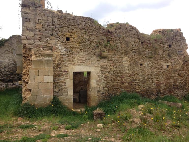 Abbaye, Saint-Aubin-des-Bois (Plédéliac)