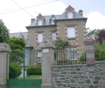 Maison dite Villa Raphaële, 28 rue de l'Adjudant-Chef Cadot (Saint-Quay-Portrieux)