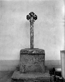 Croix de chemin dite Croix d'Allain, rue de la Croix d'Alain (Malansac)